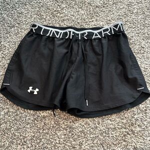 Women’s under armor athletic mesh shorts